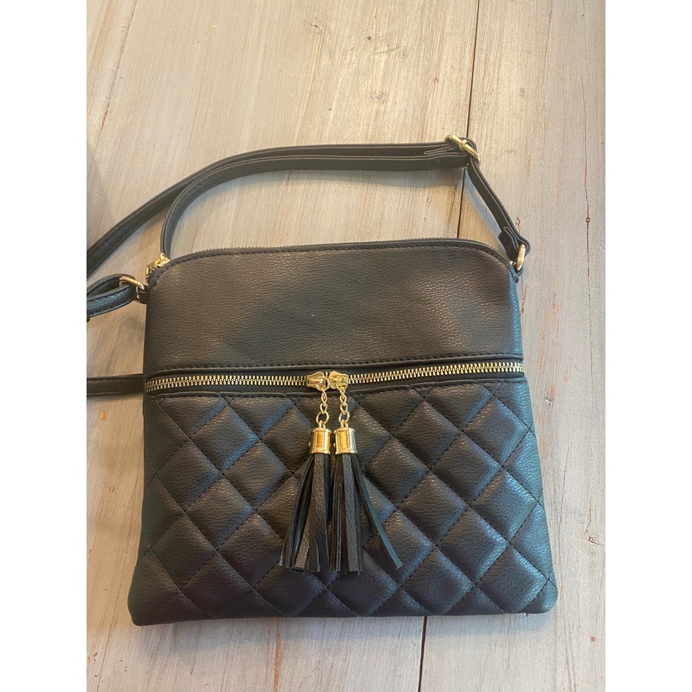 Black Quilted Faux Leather Crossbody Bag‎ Gold Tassel Detail Leopard Lining